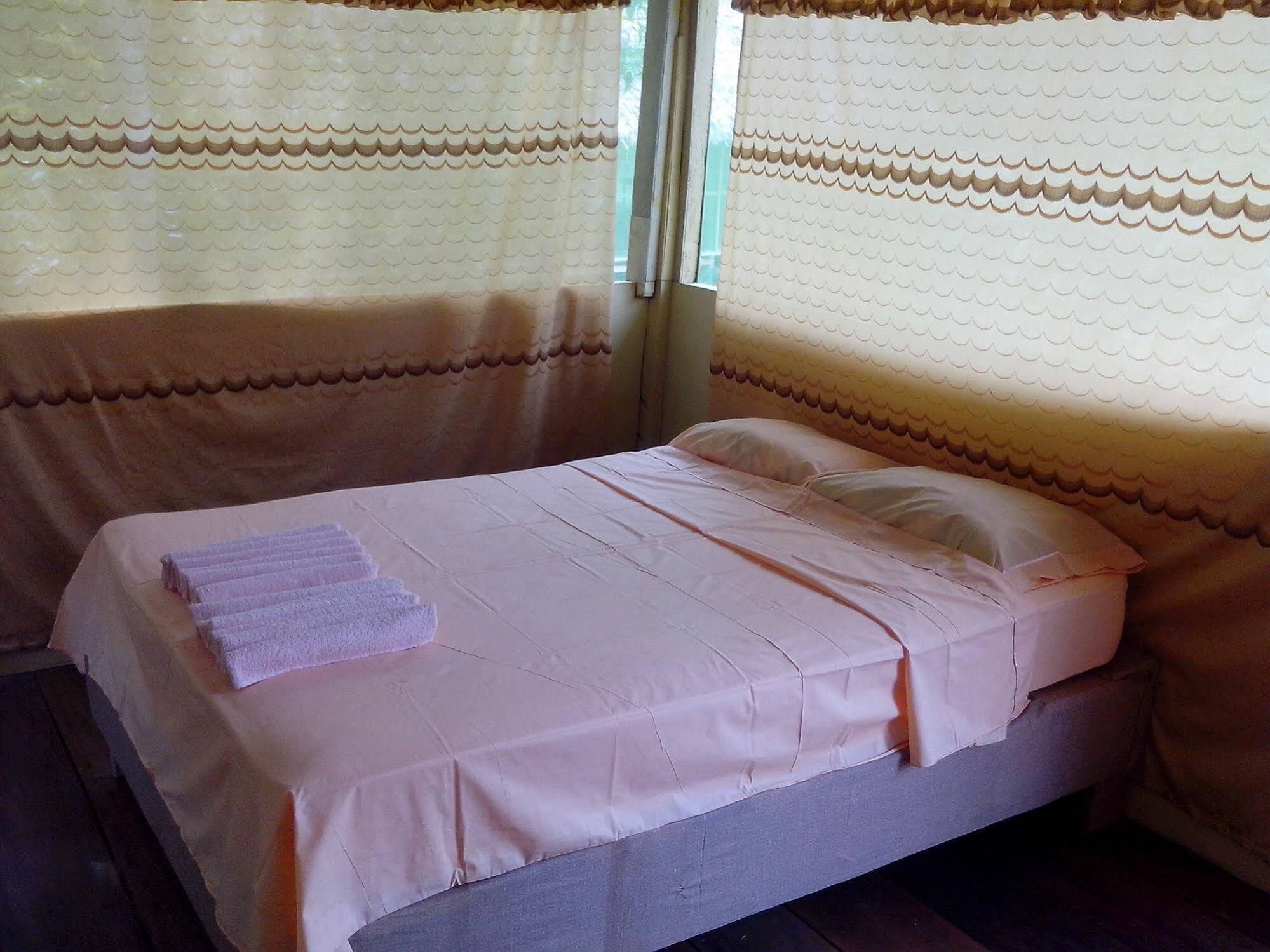 Amazon Queen Lodge Mazán Buitenkant foto